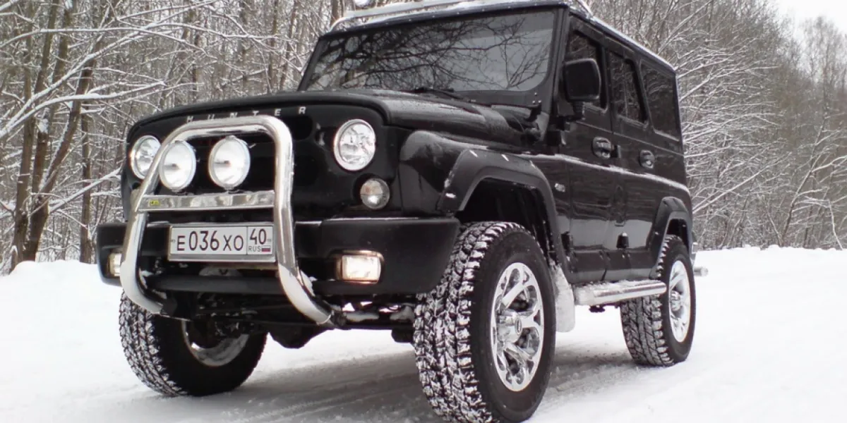 Russian uaz hunter. УАЗ Хантер джип. УАЗИК Хантер тюнингованный. УАЗ Хантер расход топлива на 100. Пацанский УАЗ Хантер.